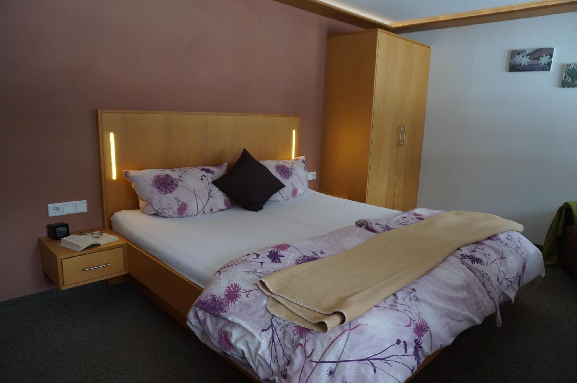 Haus Schwendinger Hotel เมลเลา ภายนอก รูปภาพ